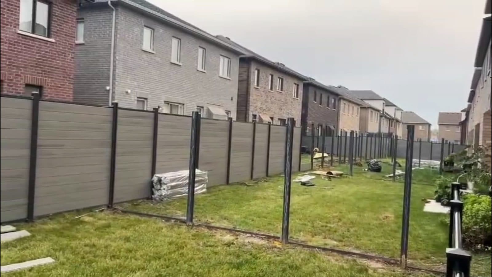 Composite fence installed by FILD Group